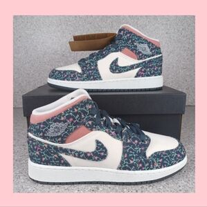 Nike Air Jordan 1 Mid SE GS 'Floral' Sneakers 6.5Y Shoes
